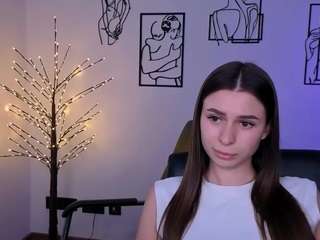 flora-ri live webcam show