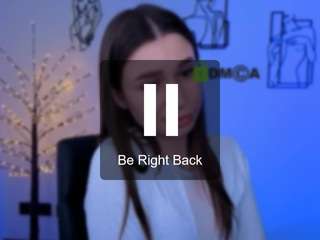 flora-ri live cam preview