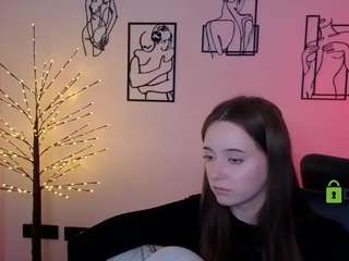 flora-ri live cam preview