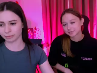 flora-ri's Live Sex Cam Show