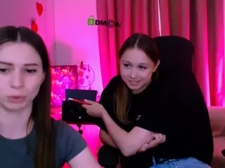 flora-ri's Live Sex Cam Show