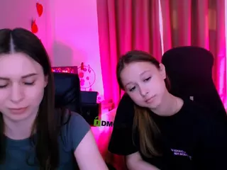 flora-ri's Live Sex Cam Show