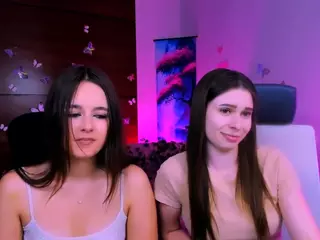 flora-ri's Live Sex Cam Show