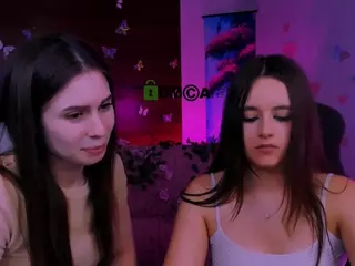 flora-ri's Live Sex Cam Show