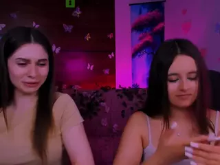 flora-ri's Live Sex Cam Show