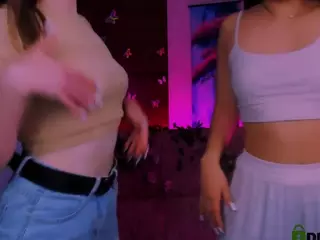 flora-ri's Live Sex Cam Show