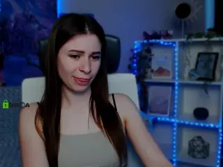 flora-ri's Live Sex Cam Show