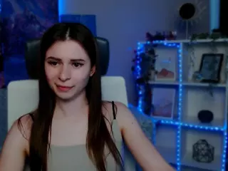flora-ri's Live Sex Cam Show