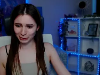flora-ri's Live Sex Cam Show