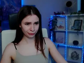 flora-ri's Live Sex Cam Show