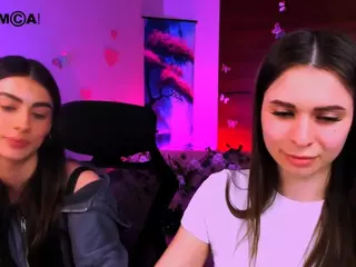 flora-ri's Live Sex Cam Show