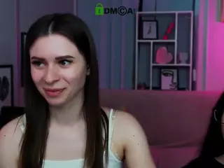 flora-ri's Live Sex Cam Show