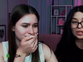 flora-ri's Live Sex Cam Show
