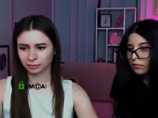flora-ri's Live Sex Cam Show