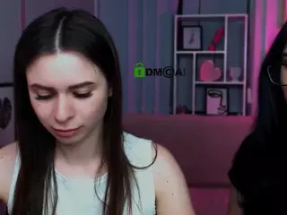 flora-ri's Live Sex Cam Show