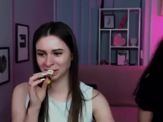flora-ri's Live Sex Cam Show