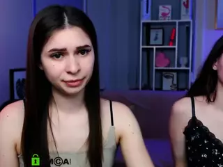 flora-ri's Live Sex Cam Show