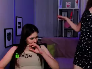 flora-ri's Live Sex Cam Show