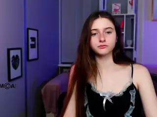 flora-ri's Live Sex Cam Show