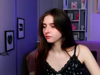 flora-ri's Live Sex Cam Show