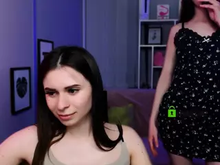 flora-ri's Live Sex Cam Show