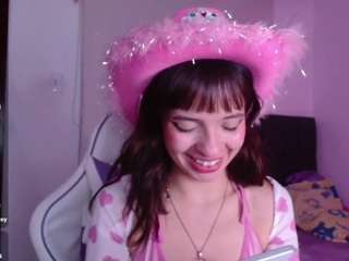 levi-cloud from CamSoda is Freechat