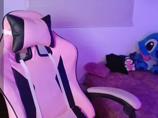 levi-cloud's Live Sex Cam Show