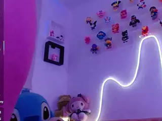 levi-cloud's Live Sex Cam Show
