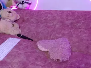 levi-cloud's Live Sex Cam Show