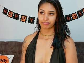 loretahorny webcam