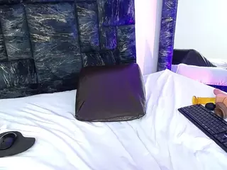 loretahorny's Live Sex Cam Show