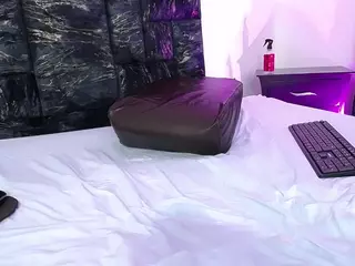 loretahorny's Live Sex Cam Show