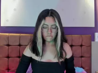 mila-mendoza's Live Sex Cam Show