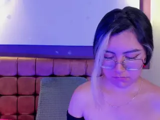 mila-mendoza's Live Sex Cam Show