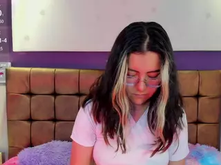 mila-mendoza's Live Sex Cam Show