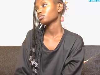 saucy-angel's CamSoda show and profile