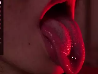 TaitArnet's Live Sex Cam Show