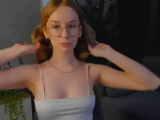 ZaraBrougham's Live Sex Cam Show