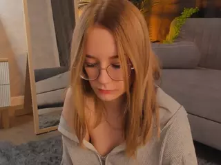 ZaraBrougham's Live Sex Cam Show