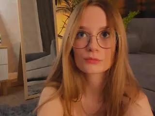 ZaraBrougham's Live Sex Cam Show