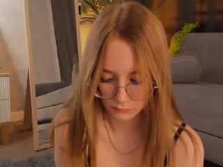 ZaraBrougham's Live Sex Cam Show