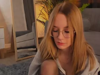 ZaraBrougham's Live Sex Cam Show