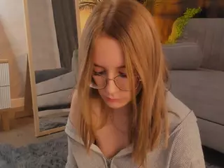 ZaraBrougham's Live Sex Cam Show