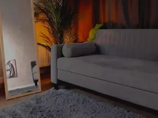 ZaraBrougham's Live Sex Cam Show
