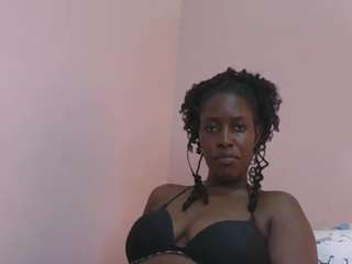 amber-cutie2 Live Webcam on CamSoda