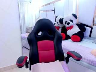 aurora-cold Live Webcam on CamSoda