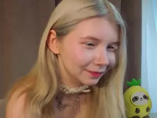 EdlaBuskey's Live Sex Cam Show
