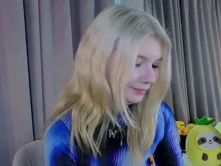 EdlaBuskey's Live Sex Cam Show