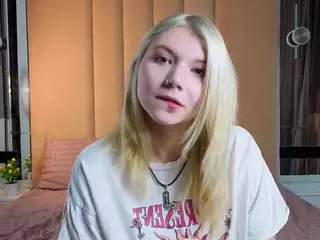 EdlaBuskey's Live Sex Cam Show