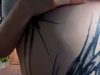 EdlaBuskey's Live Sex Cam Show